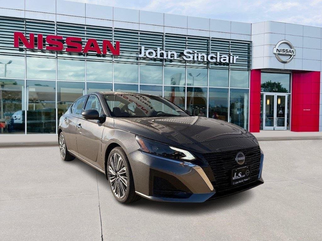 2025 Nissan Altima SL