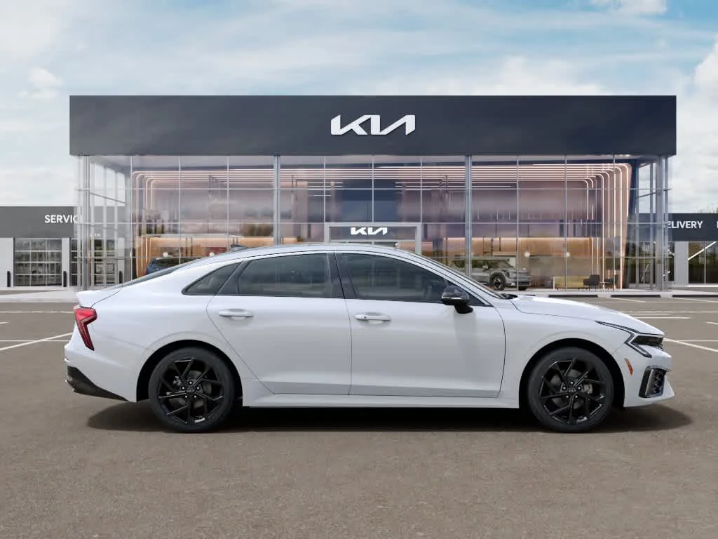 New 2026 Snow White Pearl Kia GT-Line image 7