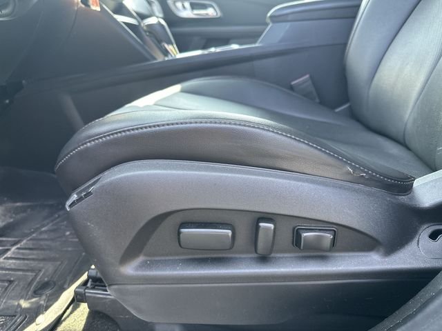 Used 2017 Black Chevrolet LT image 19