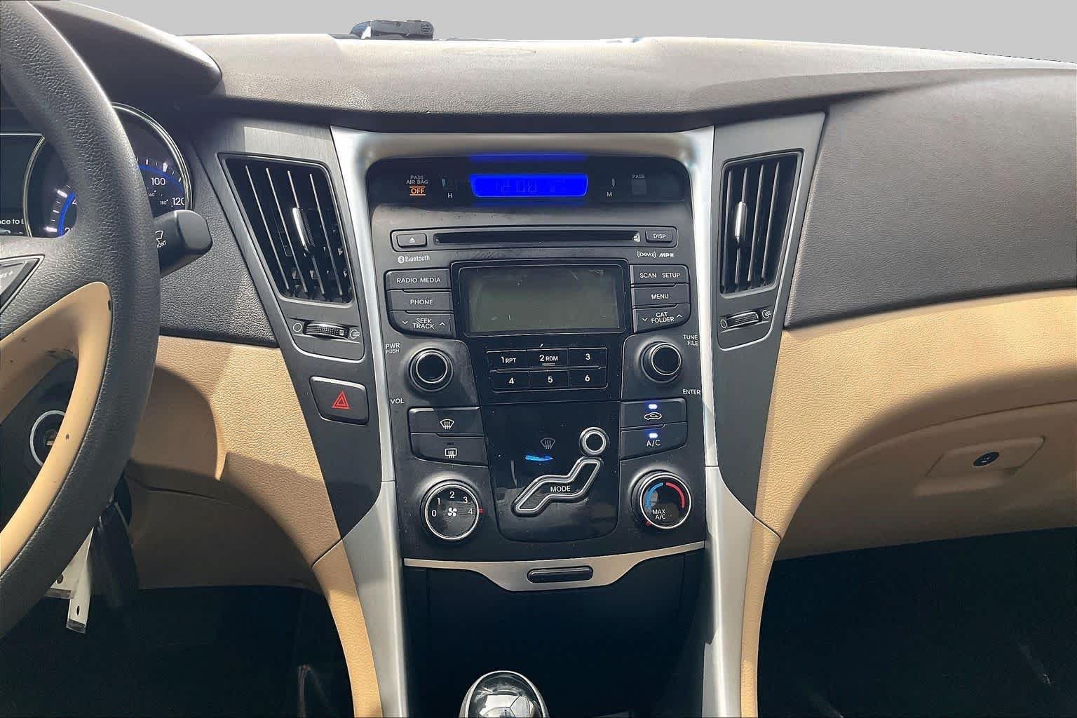 Pre-Owned 2013 Hyundai Sonata GLS