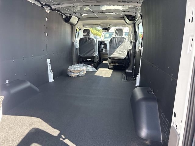 New 2025 Oxford White Ford Cargo Van image 4