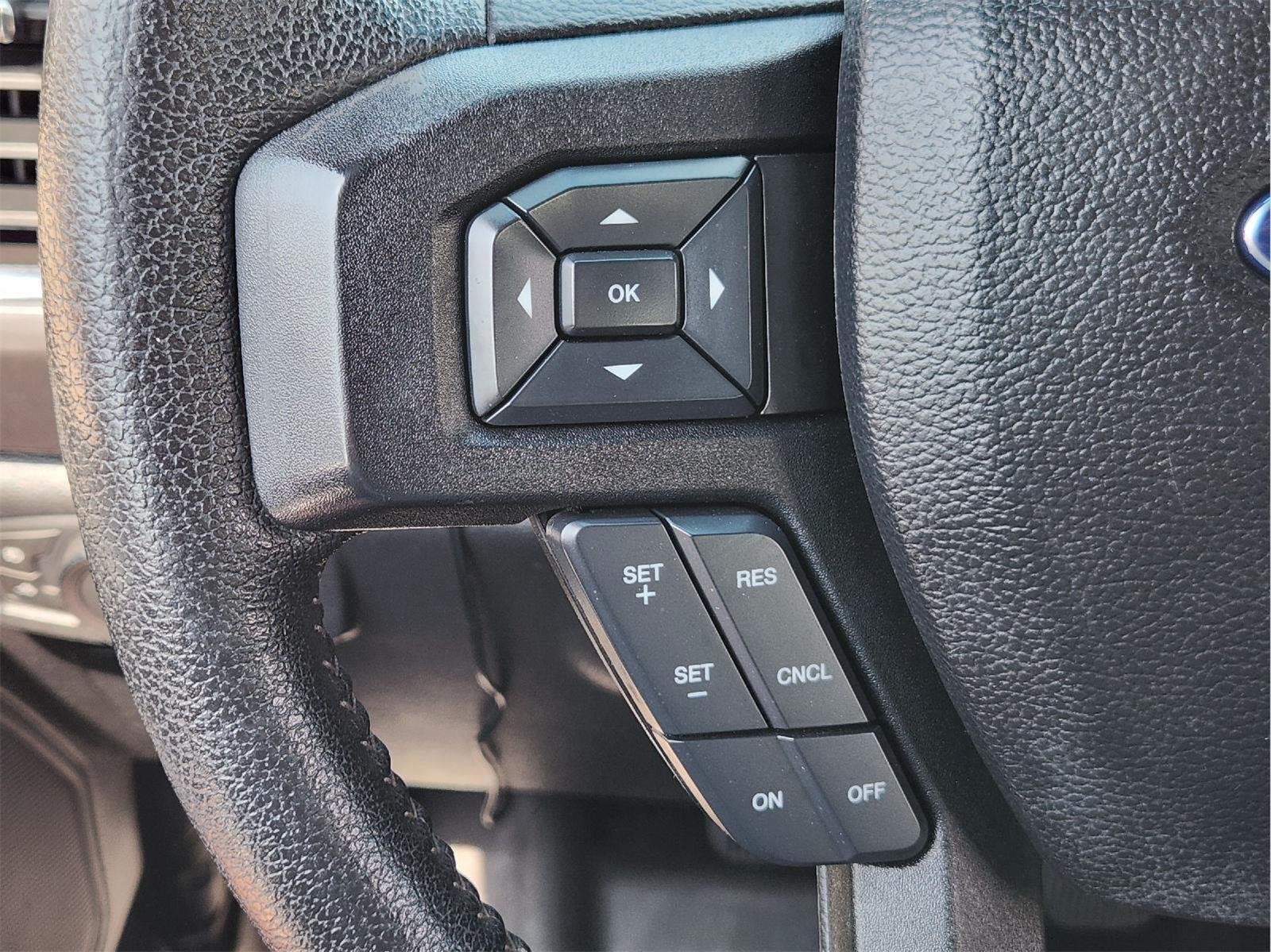 Used 2015  Ford XL image 27