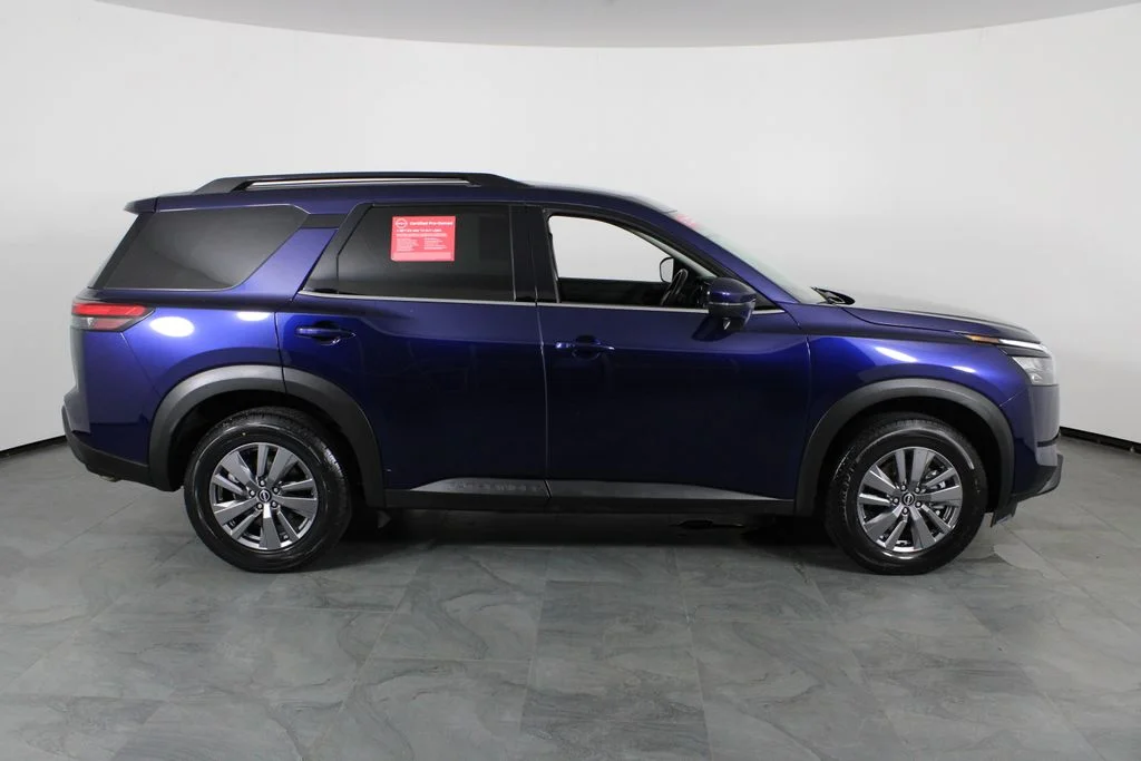 2025 Nissan Pathfinder SV - Photo 15