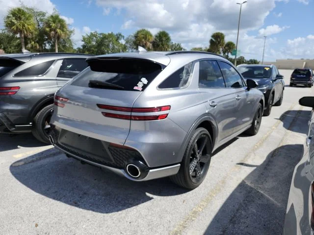 Used 2022 Silver Genesis 2.5T image 7