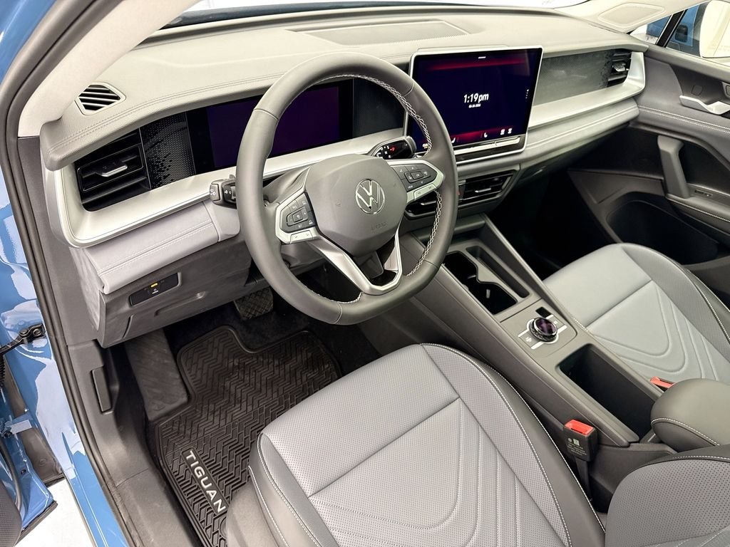 New 2026 Monterey Blue Pearl Volkswagen SE image 9