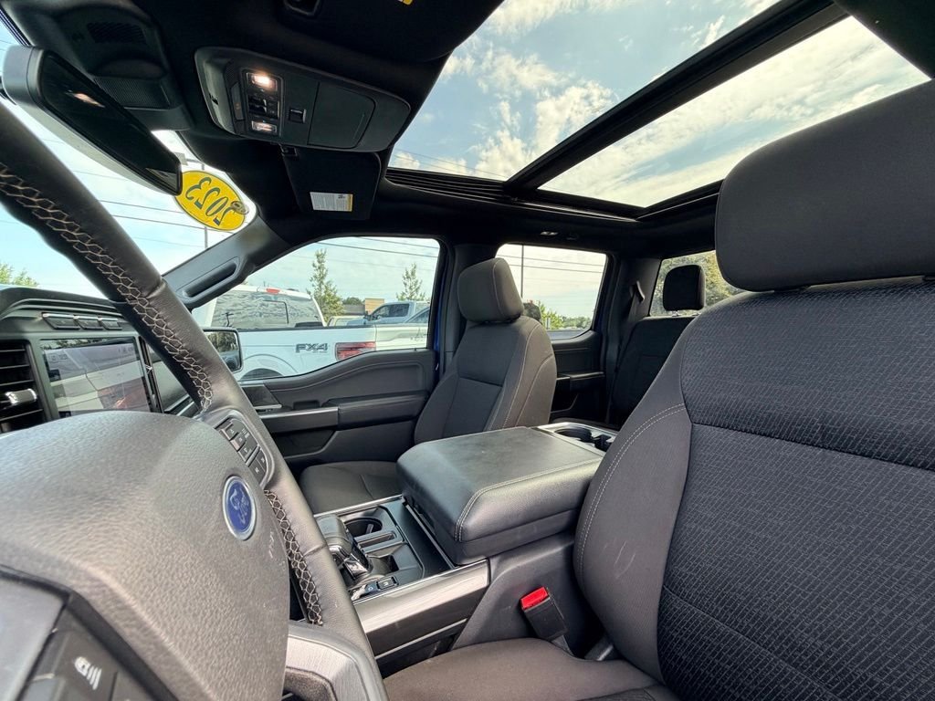 Used 2023 Blue Ford XLT image 36