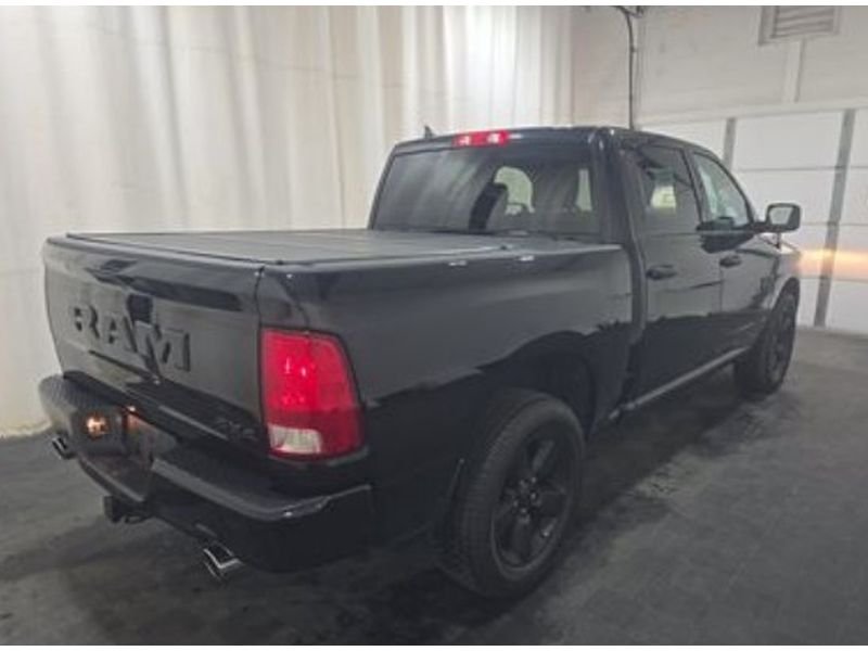 Used 2020 Diamond Black Crystal Pearl Ram Express image 4