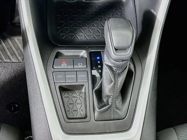 Certified Used 2020 SILVER SKY METALLIC Toyota  image 16