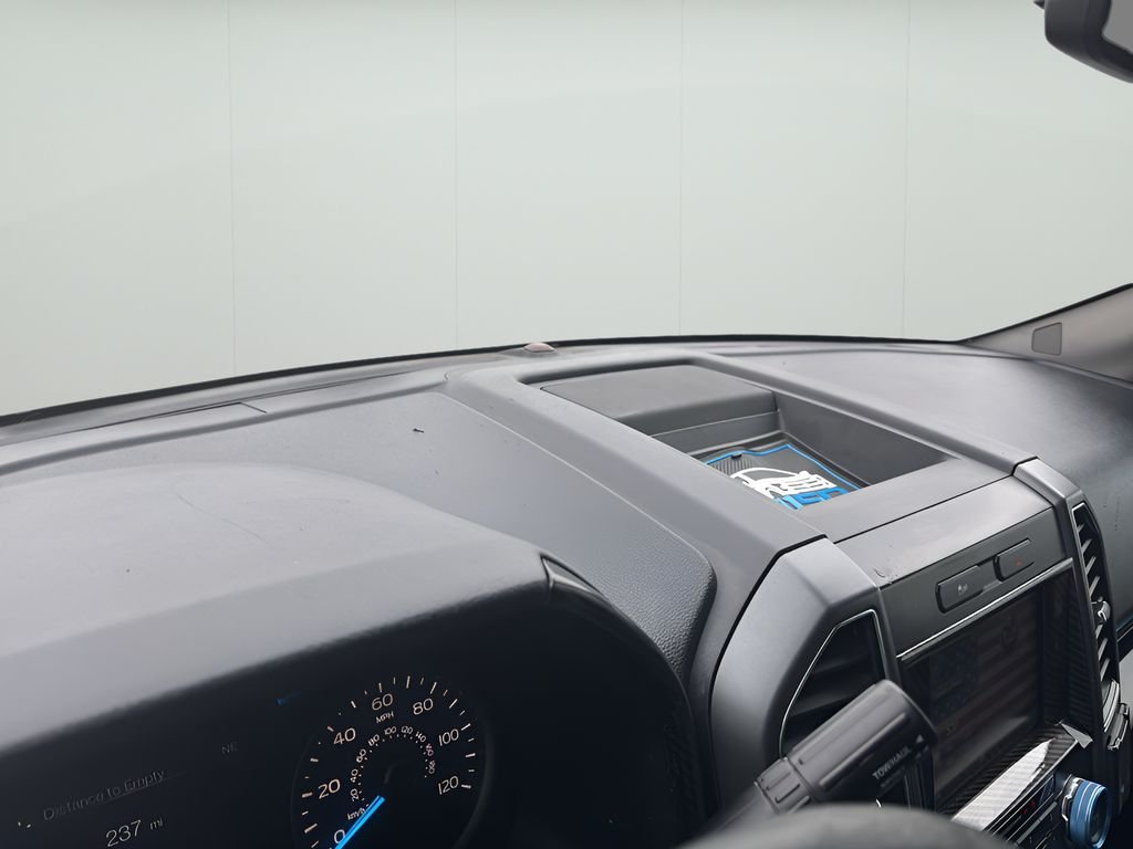 Used 2015 Gray Ford XLT image 14