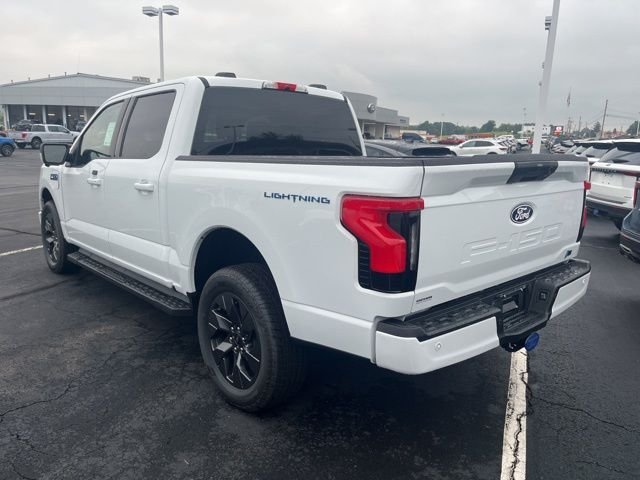 2025 Ford F-150 Lightning Flash - Photo 26