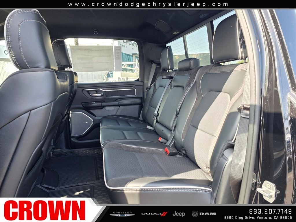 New 2026 Diamond Black Crystal Pearl-Coat Exterior Paint RAM Laramie image 16