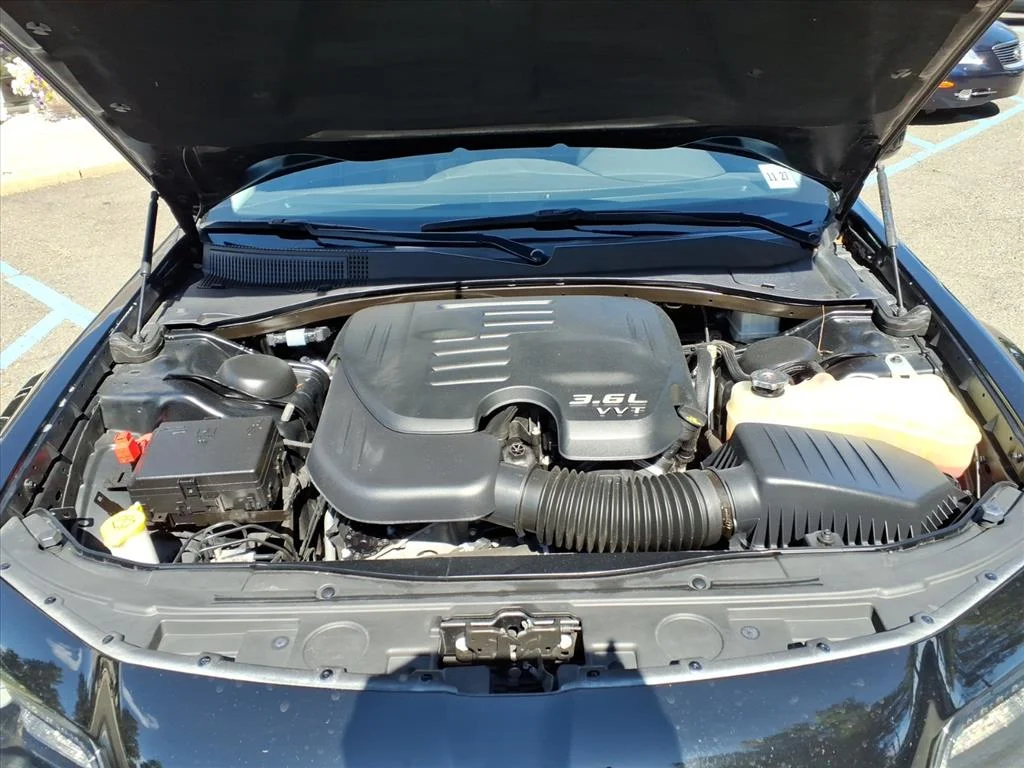 2022 Chrysler 300 Touring - Photo 7