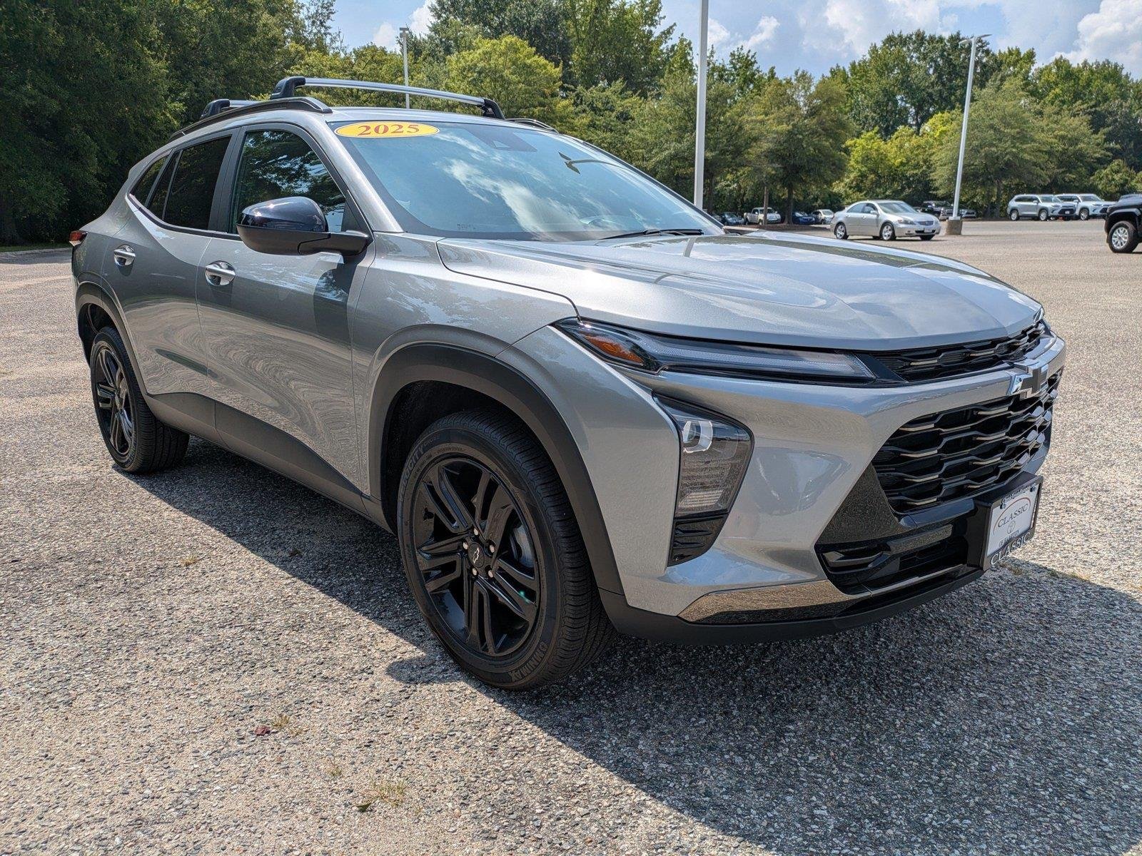Used 2025 Sterling Gray Metallic Chevrolet ACTIV image 2
