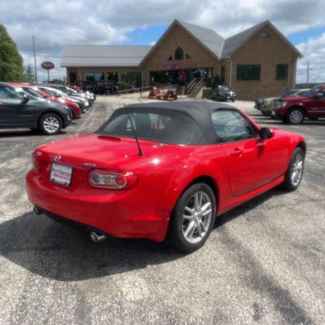 Used 2011 Red Mazda Sport image 3