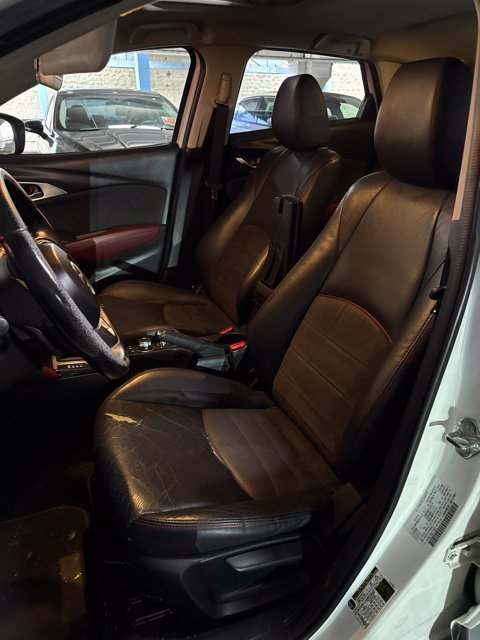Used 2016 White Mazda Grand Touring image 5