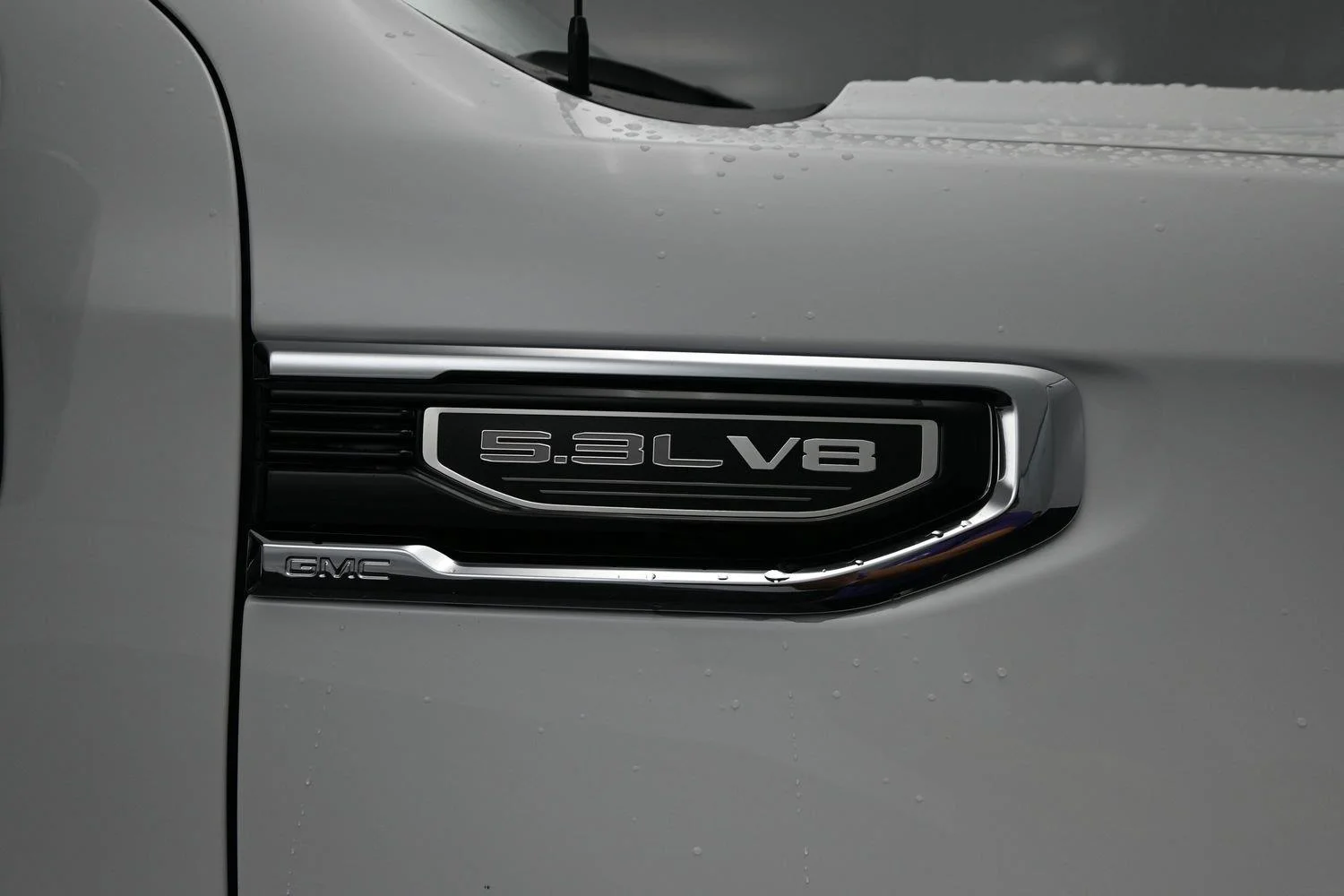 2026 GMC Sierra 1500 SLT - Photo 6
