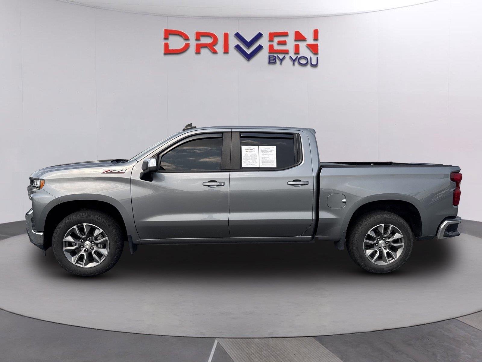 Used 2022 SATIN STEEL METALLIC Chevrolet LT image 7