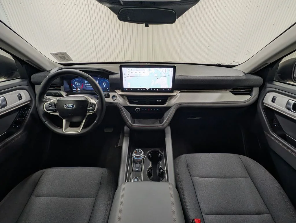 New 2026 Agate Black Metallic Ford Active image 3