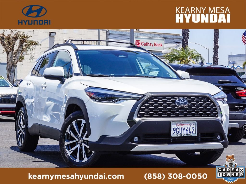 Used 2023 Beige Toyota XLE image 1