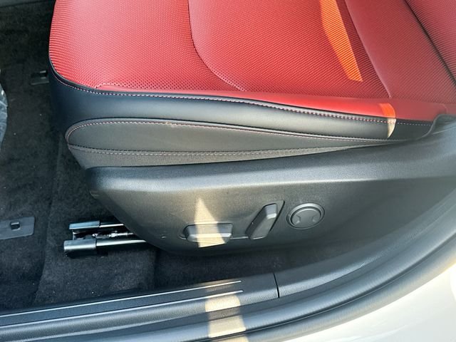 New 2026 Snow White Pearl Kia GT-Line image 20