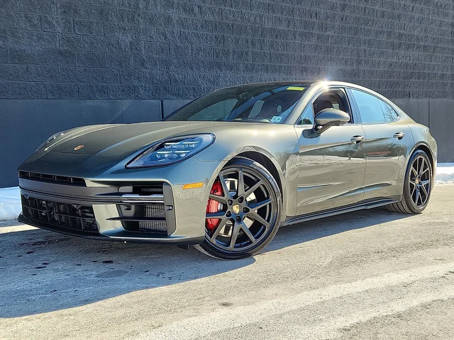 2026 Porsche Panamera GTS
