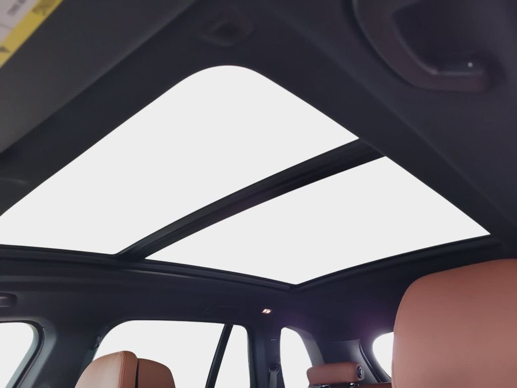 New 2026 Mineral White Metallic BMW M60i image 16