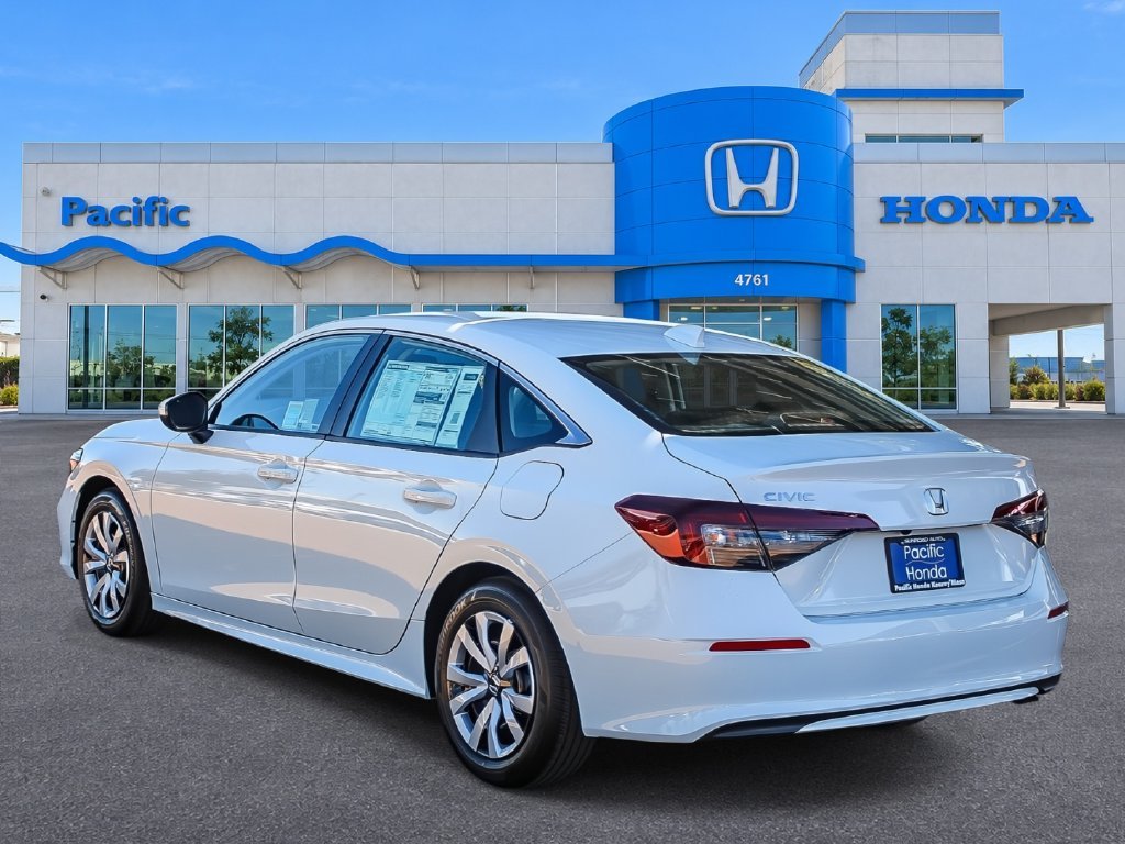 New 2026 Platinum White Pearl Honda LX image 4