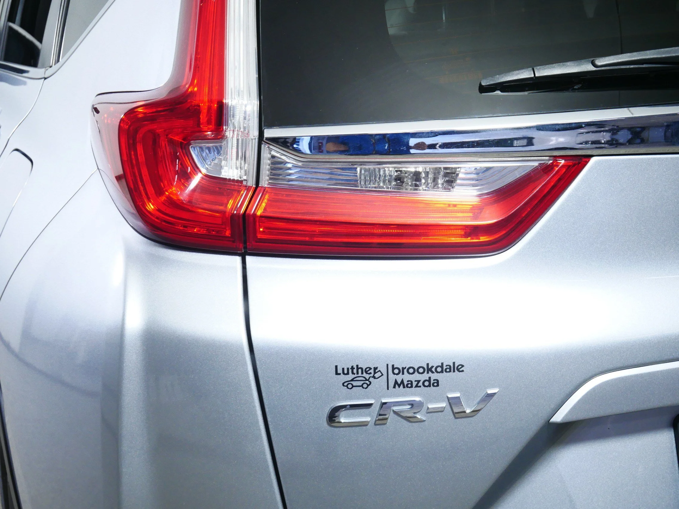 Used 2018 Lunar Silver Metallic Honda EX image 17