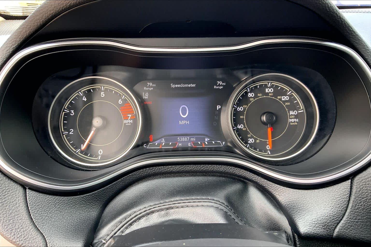 Used 2020 Diamond Black Crystal Pearlcoat Jeep Limited image 22