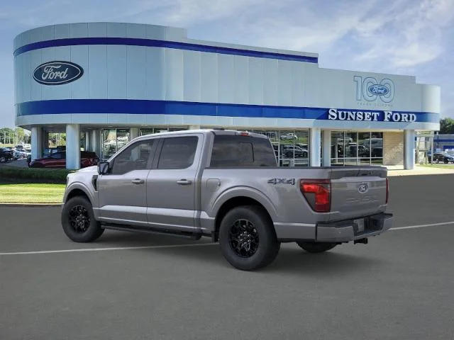 New 2026 Carbonized Gray Metallic Ford XLT image 4