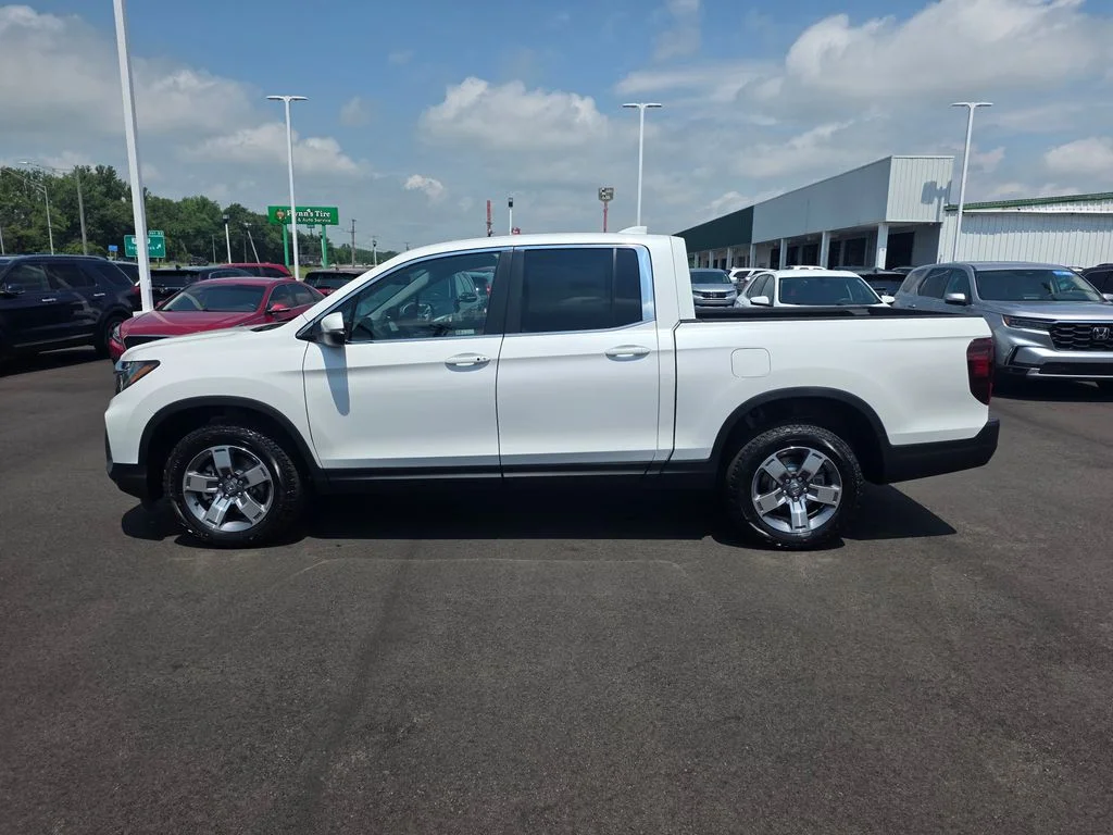 New 2026 Platinum White Pearl Honda RTL image 6