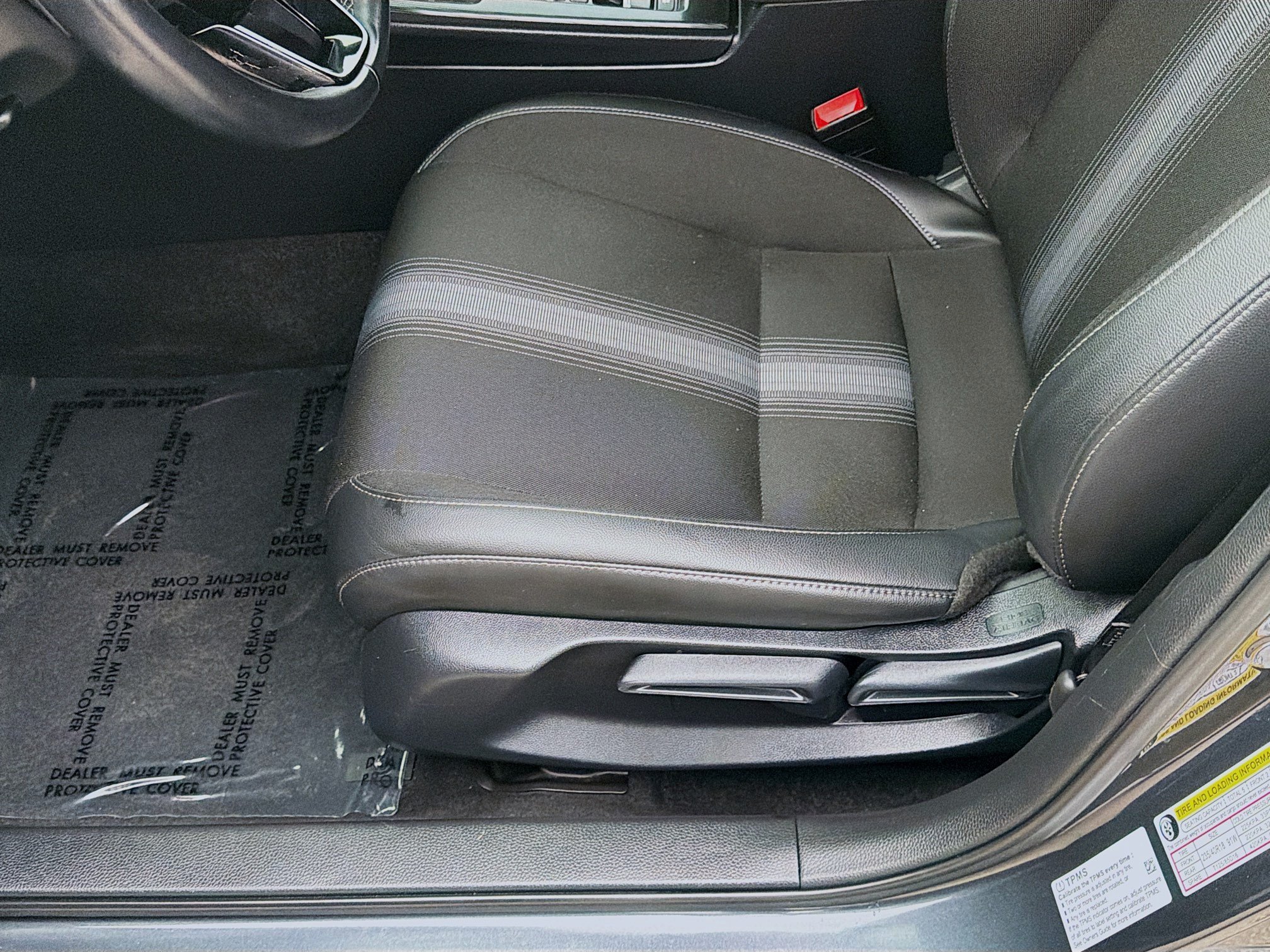 2025 Honda Civic Sport - Photo 17