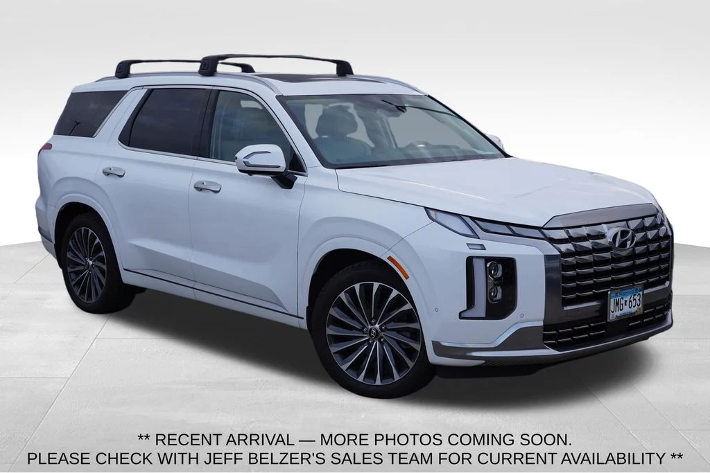 Used 2023 Hyper White Hyundai Calligraphy image 1
