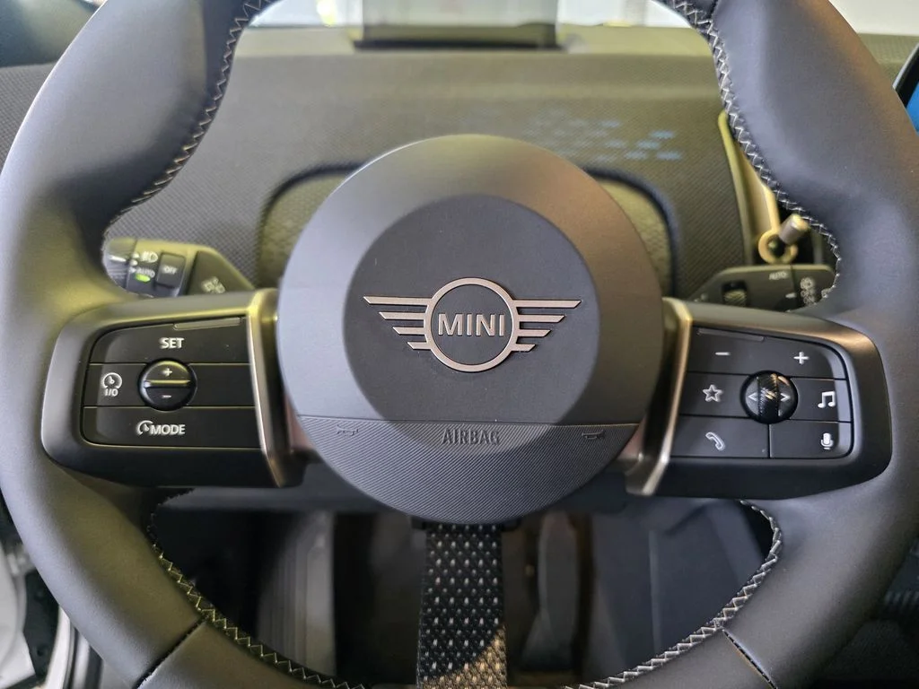 New 2027 White MINI  image 20