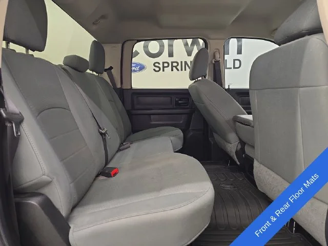 Used 2016 Delmonico Red Pearlcoat Ram Tradesman image 12