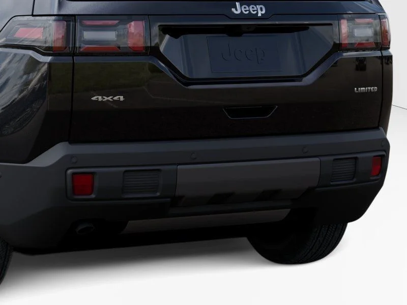 New 2026 Diamond Black Crystal Pearl-Coat Exterior Paint Jeep Limited image 15