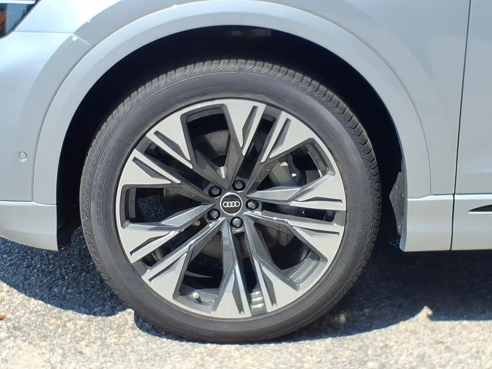 Used 2025 Satellite Silver Metallic Audi Premium Plus image 4