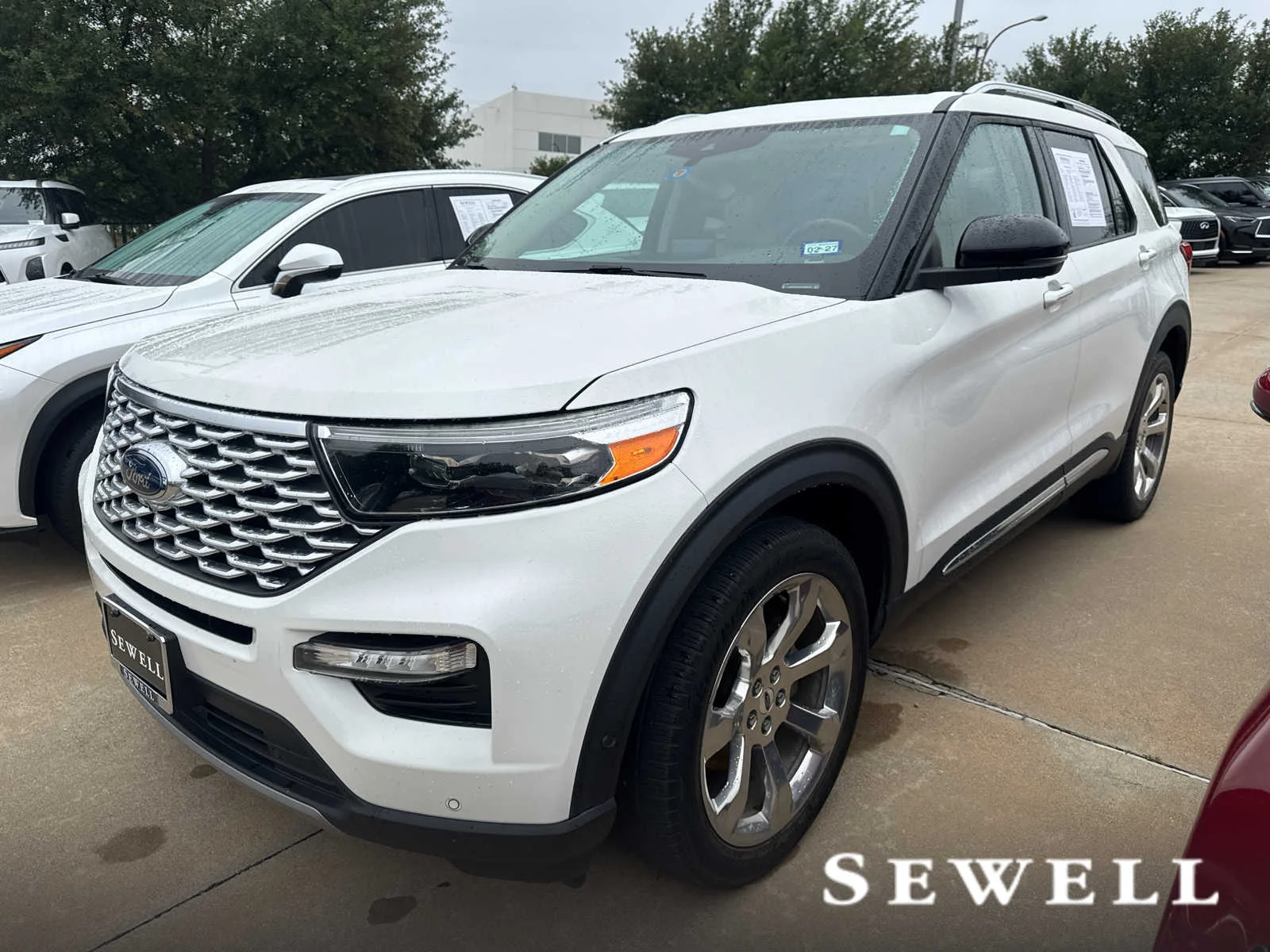 2020 Ford Explorer Platinum 4WD's photo