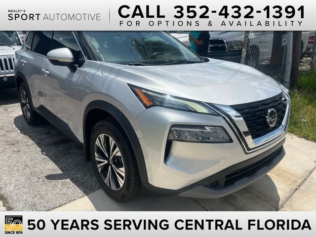 Used 2021 Silver Nissan SV image 1