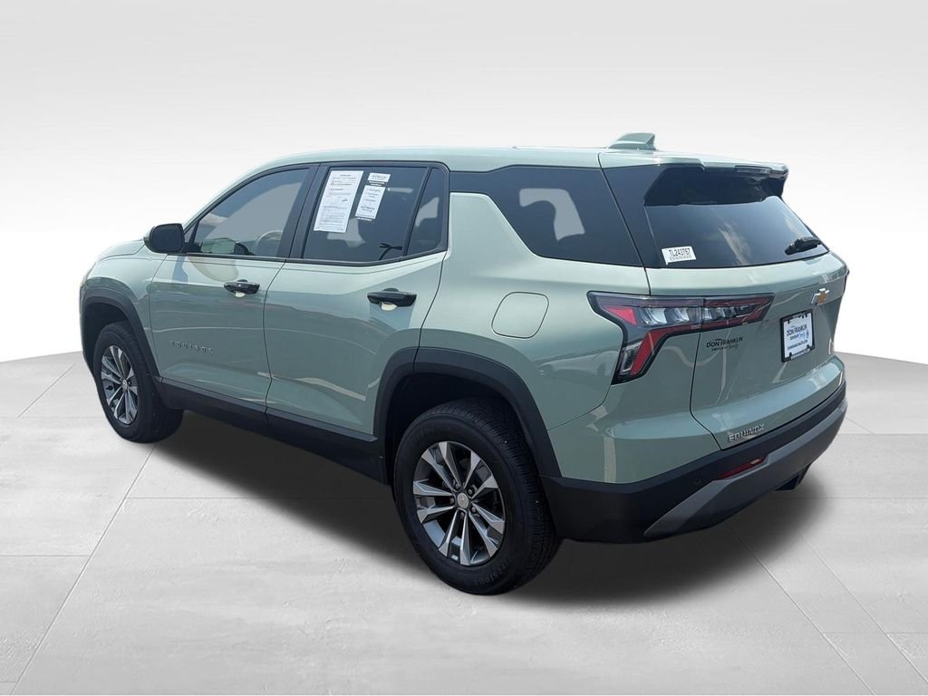 Used 2026 Green Chevrolet LT image 4
