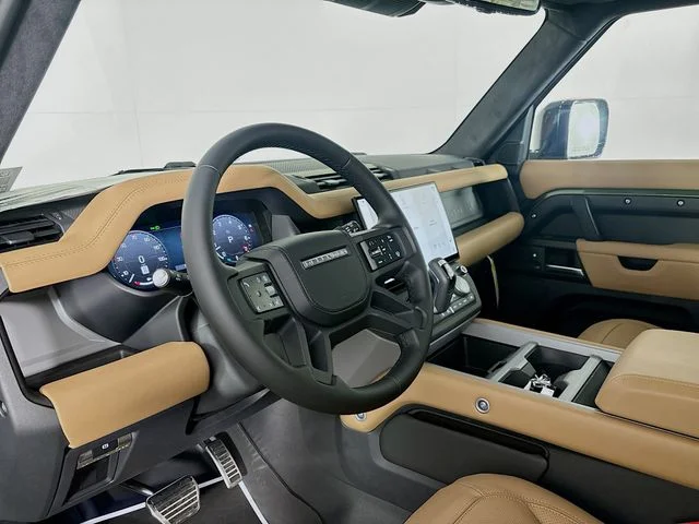 Used 2026  Land Rover X image 9