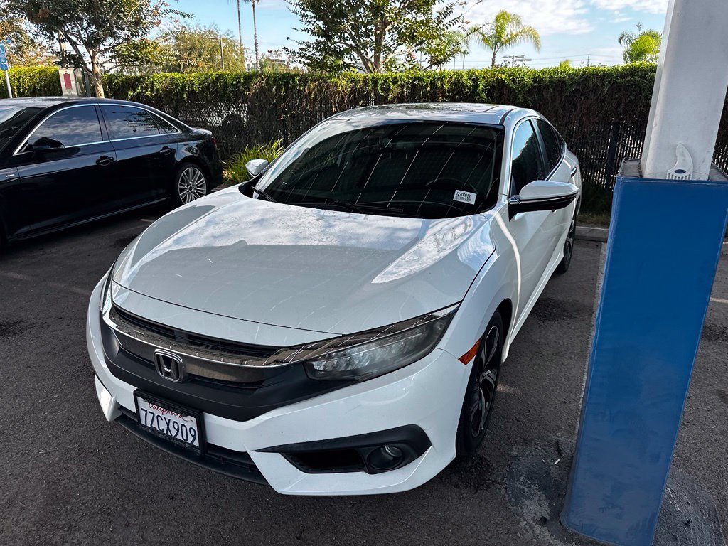 Used 2017 White Orchid Pearl Honda Touring image 16