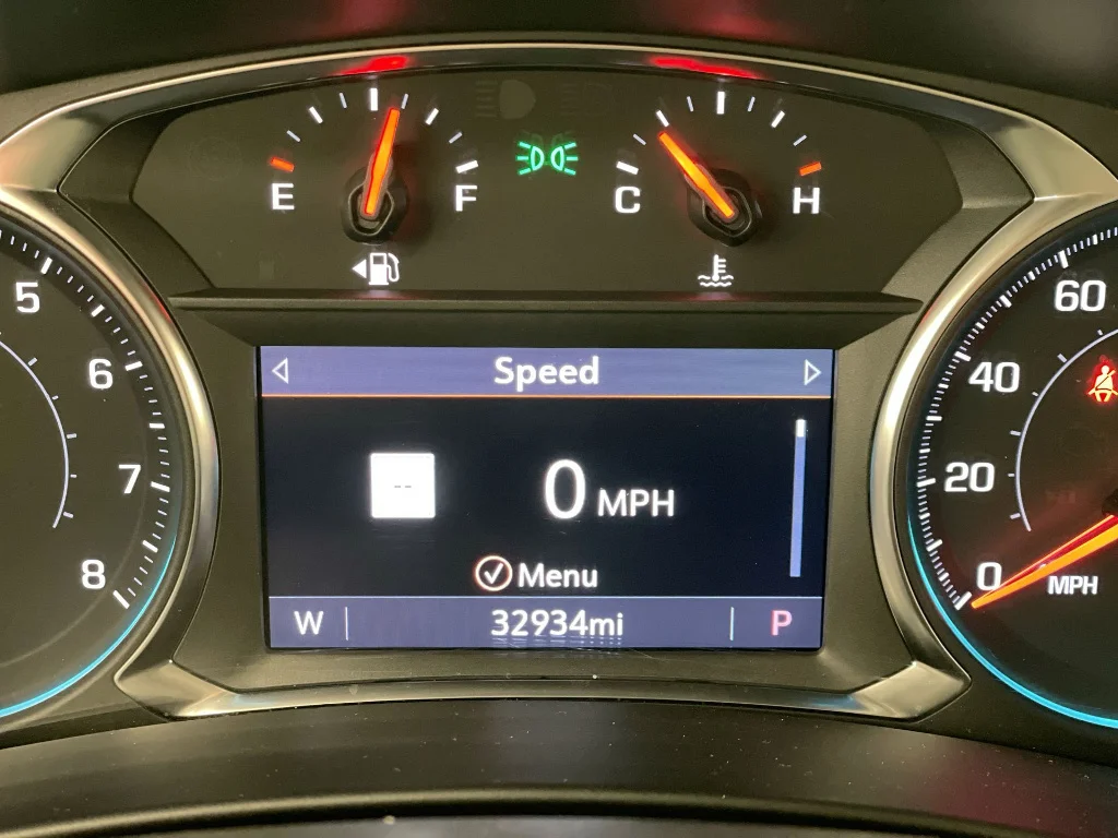 Used 2023 Summit White Chevrolet RS image 12
