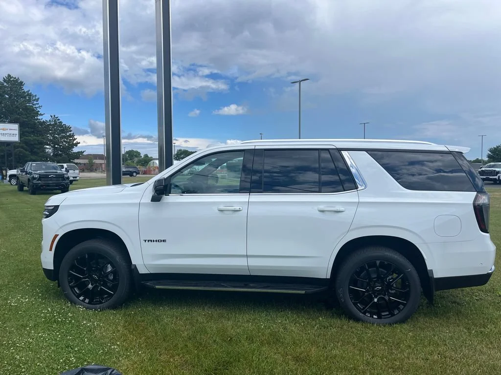 2026 Chevrolet Tahoe LT - Photo 8