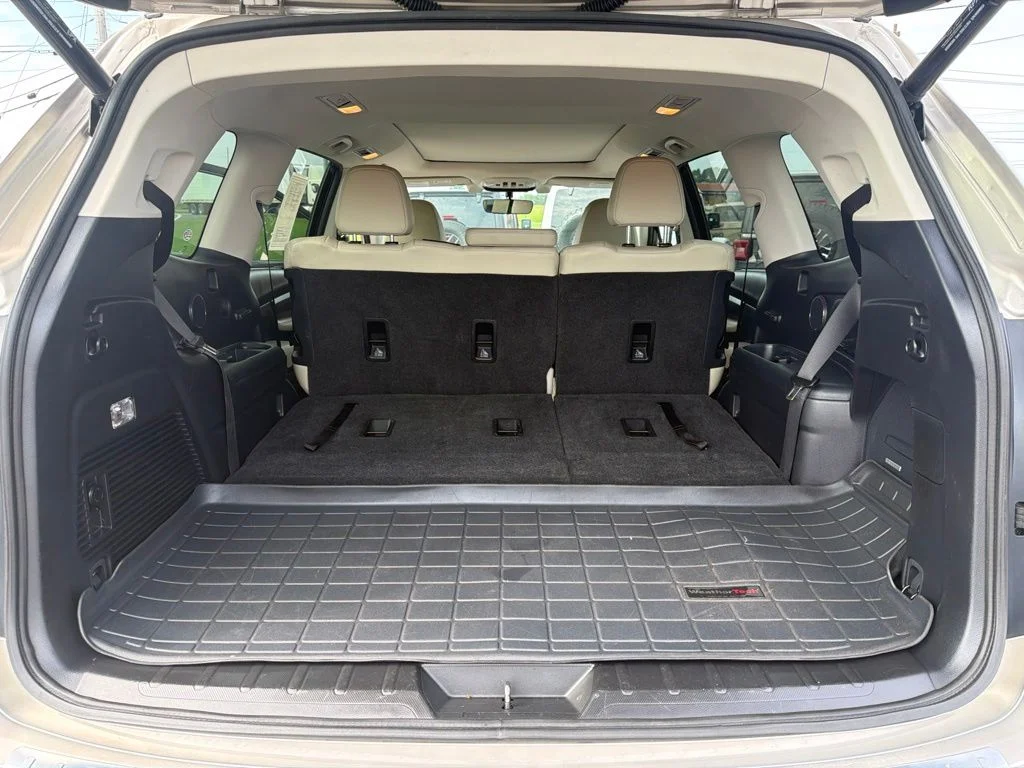 Used 2019 Gray Subaru Limited image 11