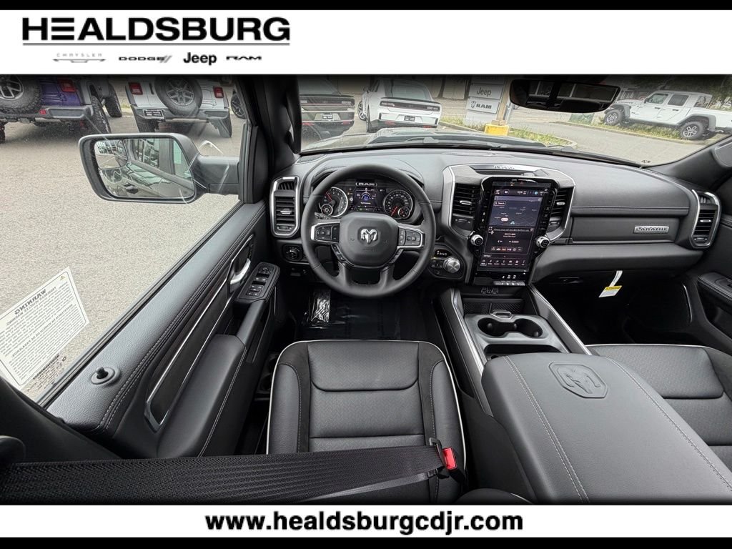 New 2026 Diamond Black Crystal Pearl-Coat Exterior Paint RAM Laramie image 15