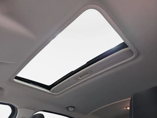 Used 2018 Smoke Metallic Ford SE image 30