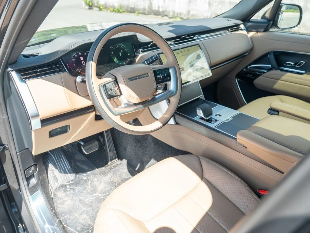 New 2026 Gray Land Rover SE image 11