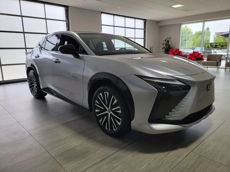 Certified Used 2023 IRIDIUM LEXUS RZ 450E LUXURY AWD image 7