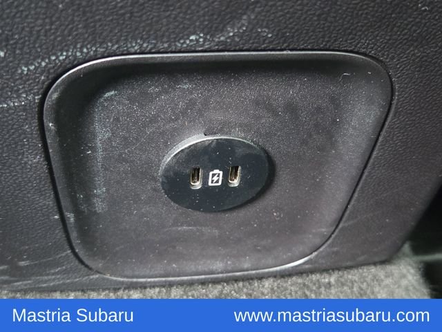 Used 2025 Gray Metallic Ford Outer Banks image 15
